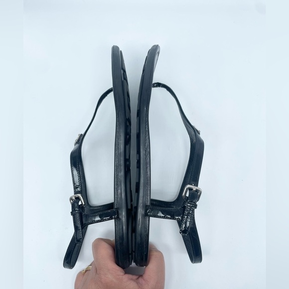 Prada Black Patent leather triangle logo embellished T strap thong sandals EU 41 - Picture 5 of 11